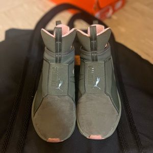 Pumas size 8 w/o box